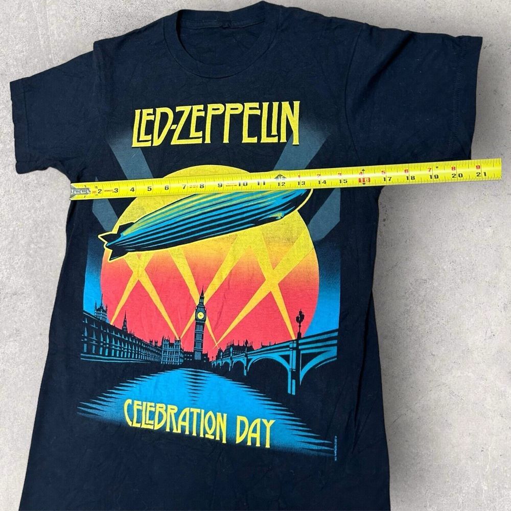 Led Zeplin Celebration Day Black Men's Graphic T Shirt Music‎ Band Size Small - Picture 5 of 7